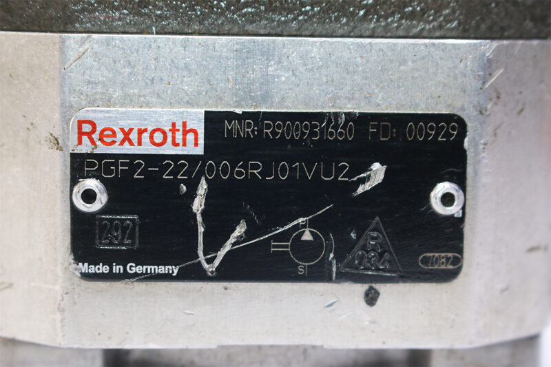 REXROTH R900931660 INTERNAL GEAR PUMP PGF2-22/006RJ01VU2