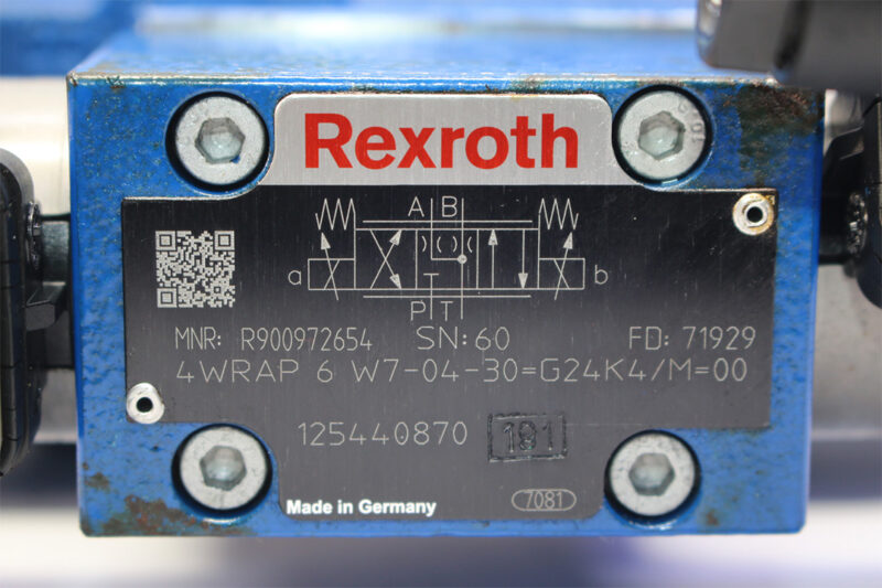 REXROTH R900972654,4WRAP 6 W7-04-30=G24K4/M=00 PROPORTIONAL DIRECTIONAL VALVE R900617303