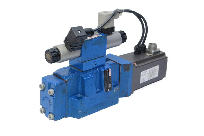 REXROTH R900972654,4WRAP 6 W7-04-30=G24K4/M=00 PROPORTIONAL DIRECTIONAL VALVE R900617303