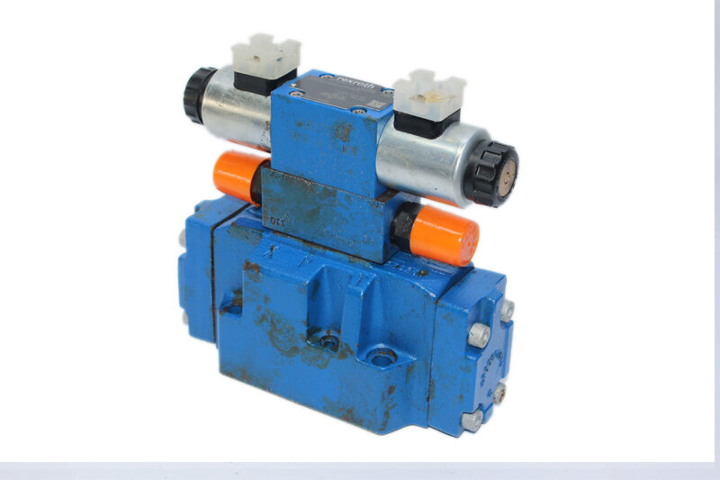 REXROTH R900548271 DIRECTIONAL CONTROL VALVE R900931115