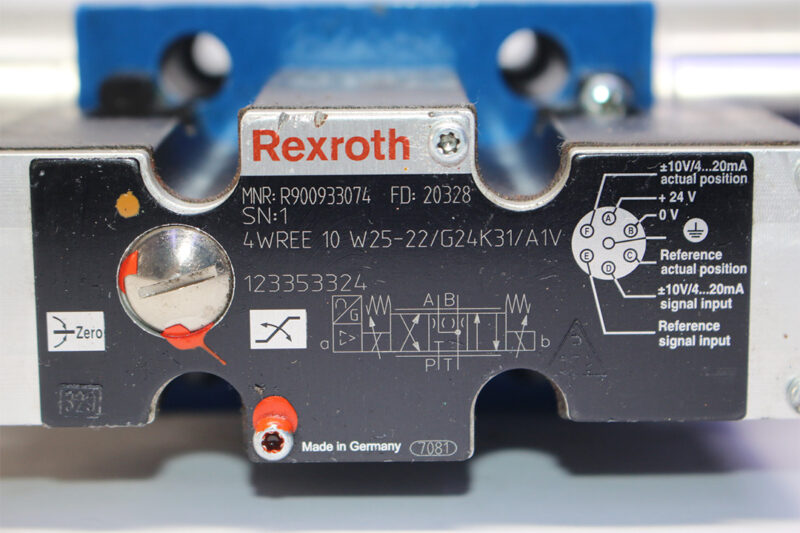 REXROTH R900933074 PROPORTIONAL DIRECTIONAL VALVE 4WREE10W25-22/G24K31/A1V