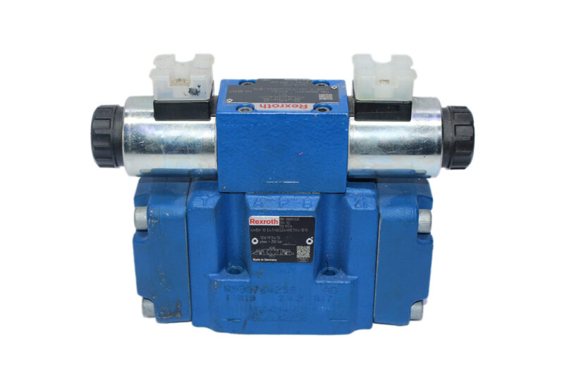 REXROTH R900952630 DIRECTIONAL CONTROL VALVE R900548271