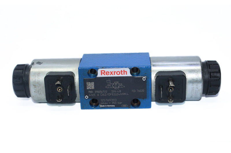 REXROTH R900567512 DIRECTIONAL CONTROL VALVE 4WE 6 D62/OFEG24N9K4