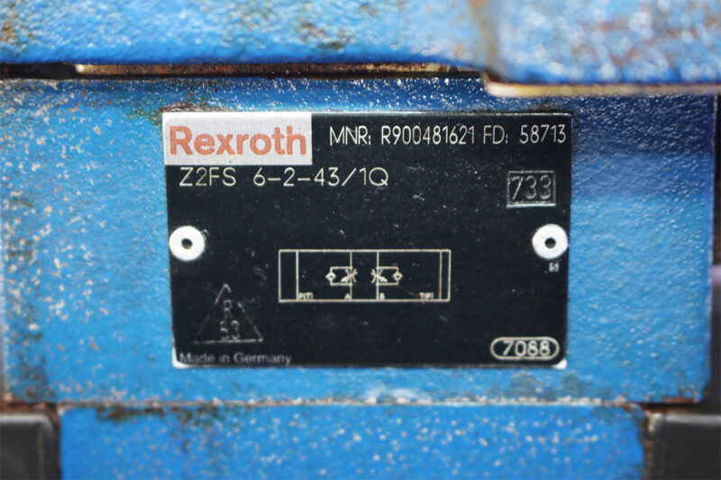 REXROTH R900911762 DIRECTIONAL CONTROL VALVE R900963039