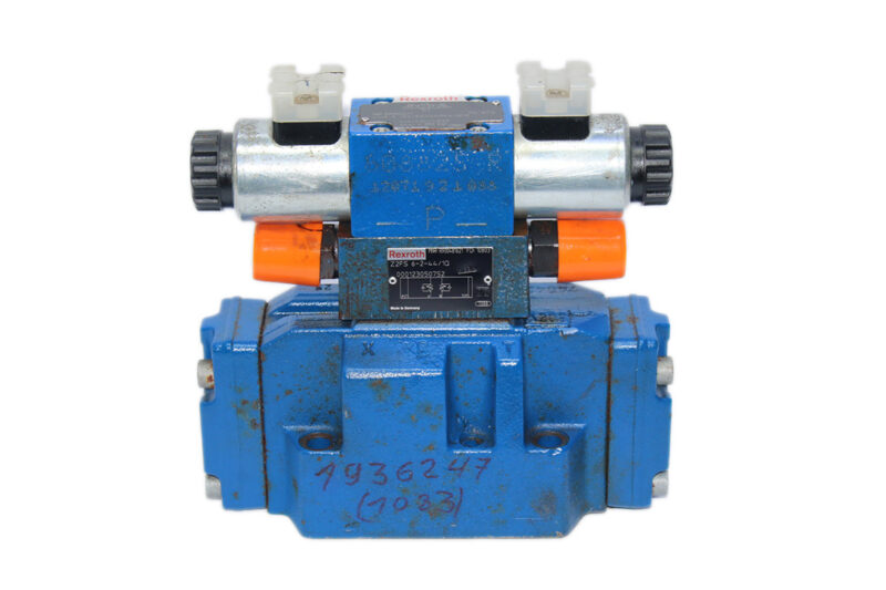 REXROTH R900548271 DIRECTIONAL CONTROL VALVE R901008828