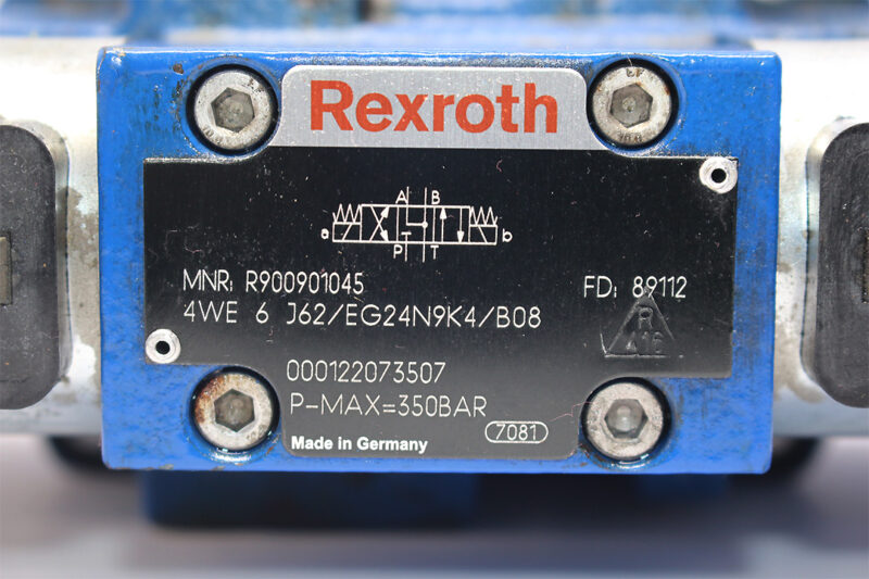 REXROTH R900927134 DIRECTIONAL CONTROL VALVE R900901045