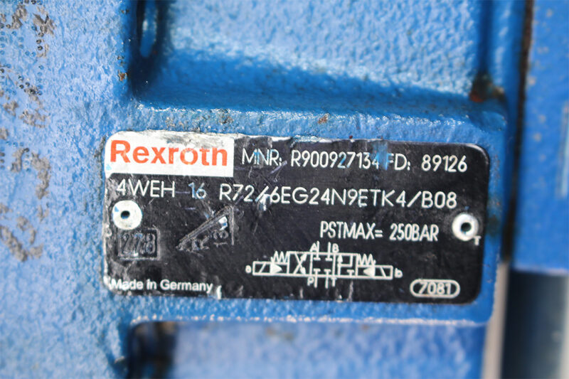 REXROTH R900927134 DIRECTIONAL CONTROL VALVE R900901045