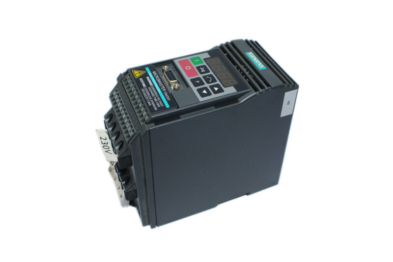 SIEMENS 6SE3211-5CA40 AC DRIVE