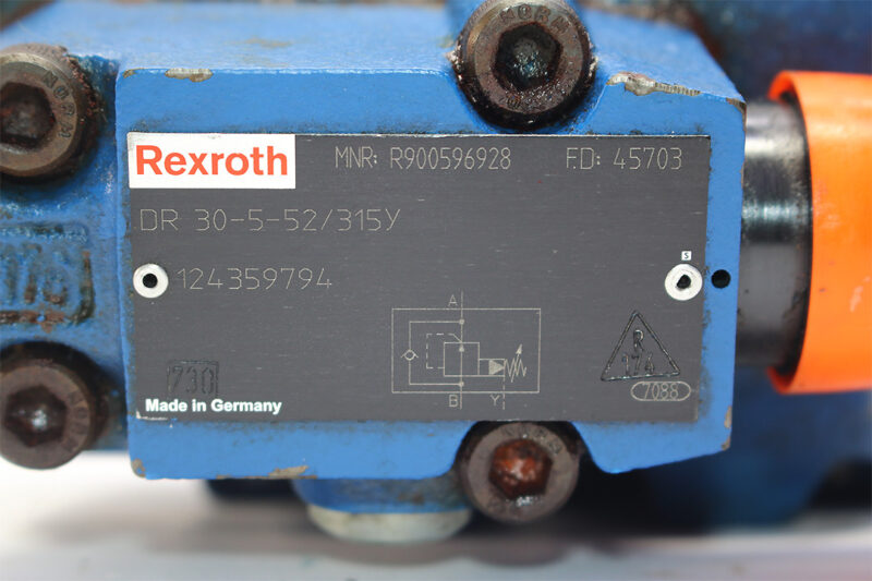 REXROTH R900596928 PRESSURE REDUCING VALVE DR30-5-52/315Y