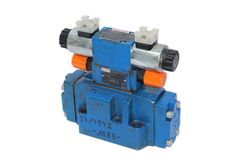 REXROTH R900901045 DIRECTIONAL CONTROL VALVE R900925367