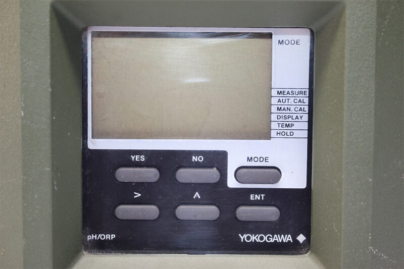 YOKOGAWA PH 200 S Conductivity and Resistivity Transmitter