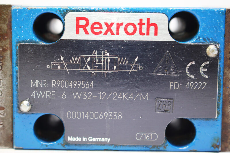 REXROTH R900499564 PROPORTIONAL PRESSURE REDUCING VALVE 4WRE 6 W32-12/24K4/M