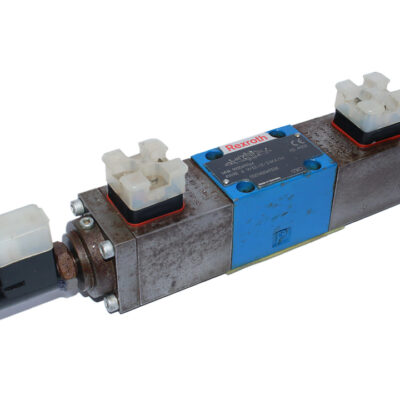 REXROTH R900499564 PROPORTIONAL PRESSURE REDUCING VALVE 4WRE 6 W32-12/24K4/M