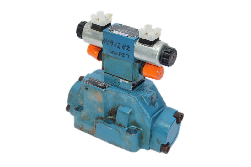 REXROTH R900548271 DIRECTIONAL CONTROL VALVE R900923357