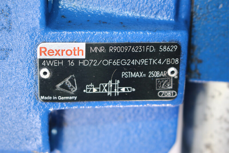 REXROTH R900976231 DIRECTIONAL CONTROL VALVE R900907727