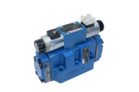 REXROTH R900976231 DIRECTIONAL CONTROL VALVE R900907727