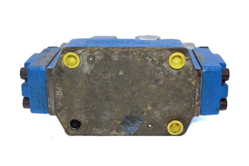 REXROTH R900976231 DIRECTIONAL CONTROL VALVE R900907727