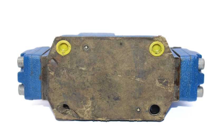 REXROTH R900548271 DIRECTIONAL CONTROL VALVE R900929900