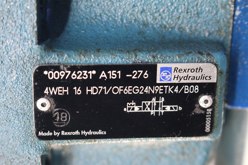 REXROTH R900976231 DIRECTIONAL CONTROL VALVE R900561288