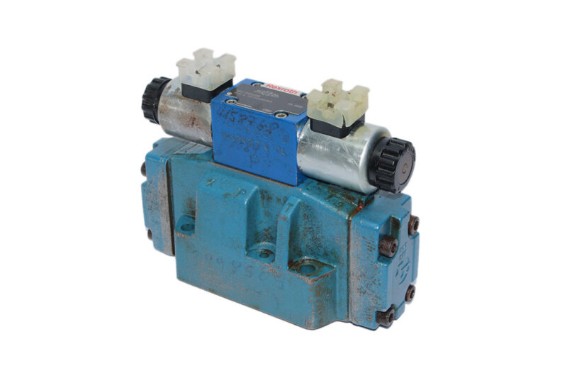 REXROTH R900976231 DIRECTIONAL CONTROL VALVE R900561288