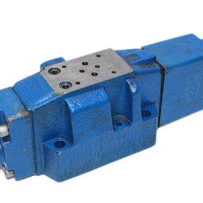 REXROTH R900555558 PILOT OPERATED PROPORTIONAL DIRECTIONAL CONTROL VALVE 4WRZ16E150-60/6AG24NETK4/M