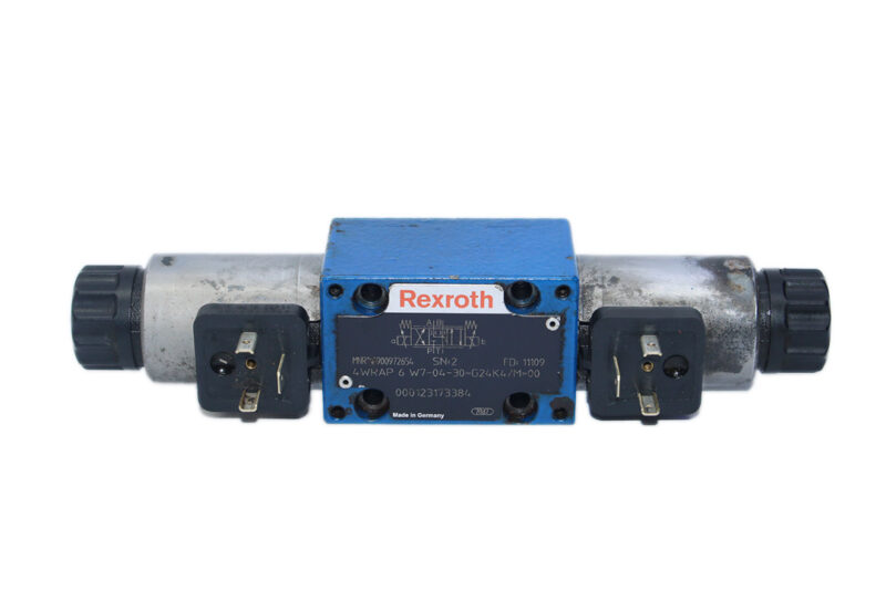 REXROTH R900972654 PROPORTIONAL DIRECTIONAL VALVE 4WRAP 6 W7-04-30=G24K4/M=00