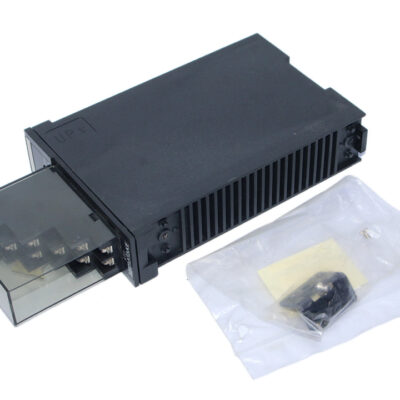 YAMATAKE J-SRP50-12 CONTROLLER