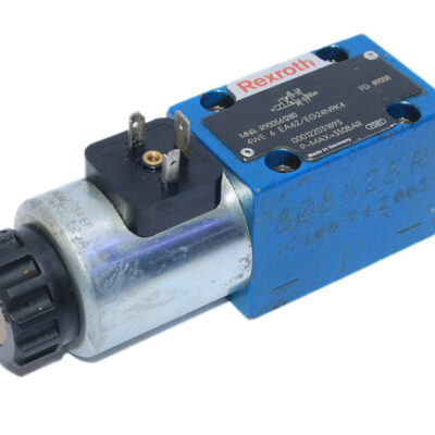 REXROTH R900561280 DIRECTIONAL CONTROL VALVE 4WE 6 EA62/EG24N9K4