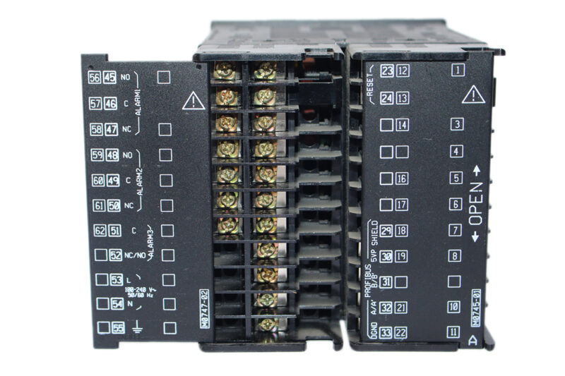 DYNISCO UPR800-0-0-3 DIGITAL CONTROLLER