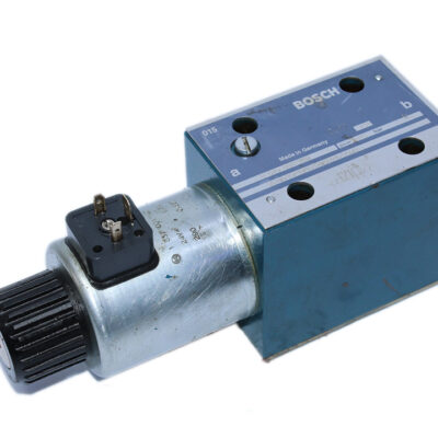 BOSCH 0 810 001 760 DIRECTIONAL CONTROL VALVE 081WV10P1V1012W5024/00D0