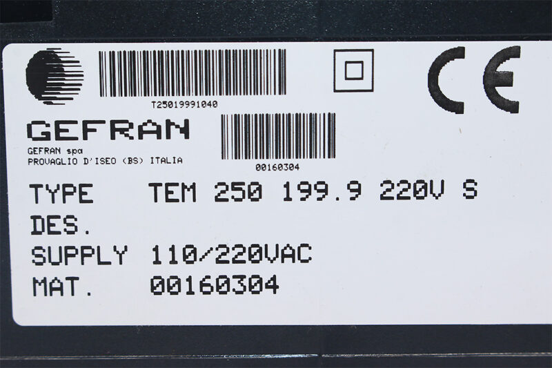 GEFRAN TEM250-199.9-220VS TEMPERATURE CONTROLLER