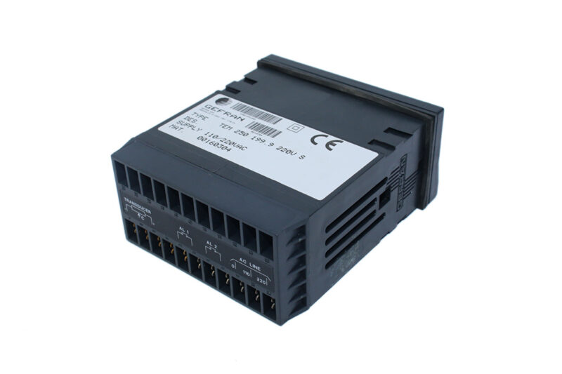 GEFRAN TEM250-199.9-220VS TEMPERATURE CONTROLLER