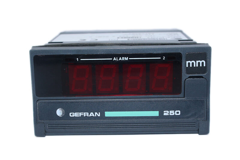 GEFRAN TEM250-199.9-220VS TEMPERATURE CONTROLLER