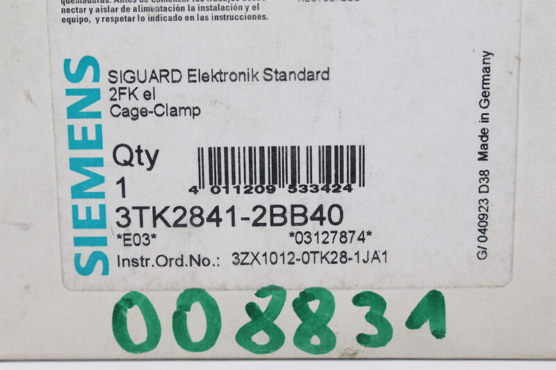 SIEMENS 3TK2841-2BB40 SAFETY RELAY