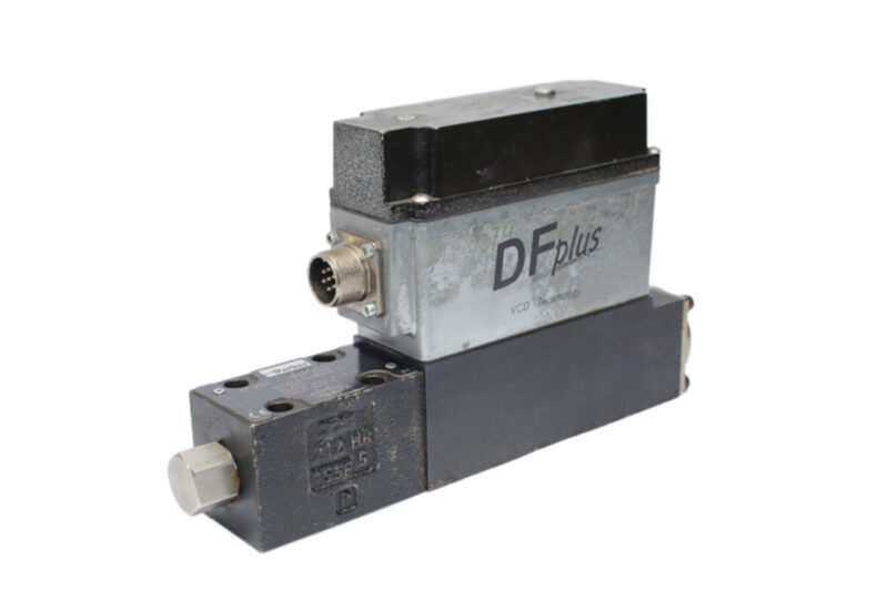 PARKER D1FPE01FC9NB00 12 Proportional Directional Control Valve