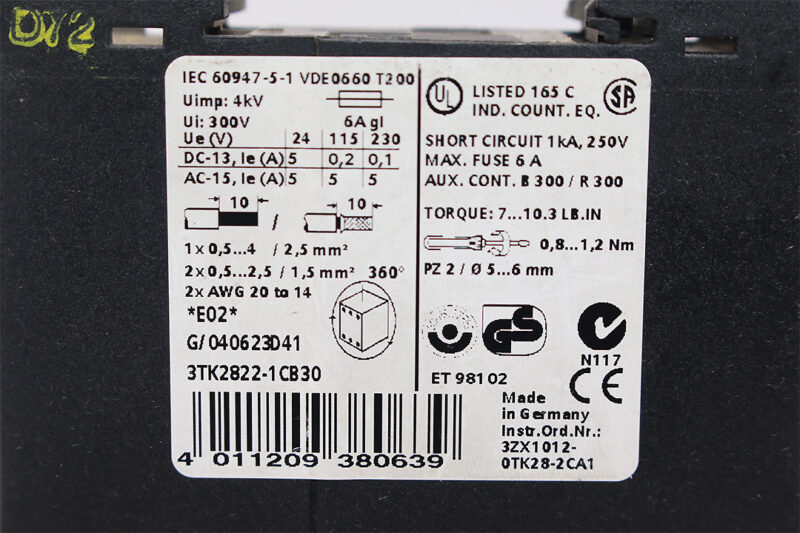 SIEMENS 3TK2822-1CB30 SAFETY RELAYS