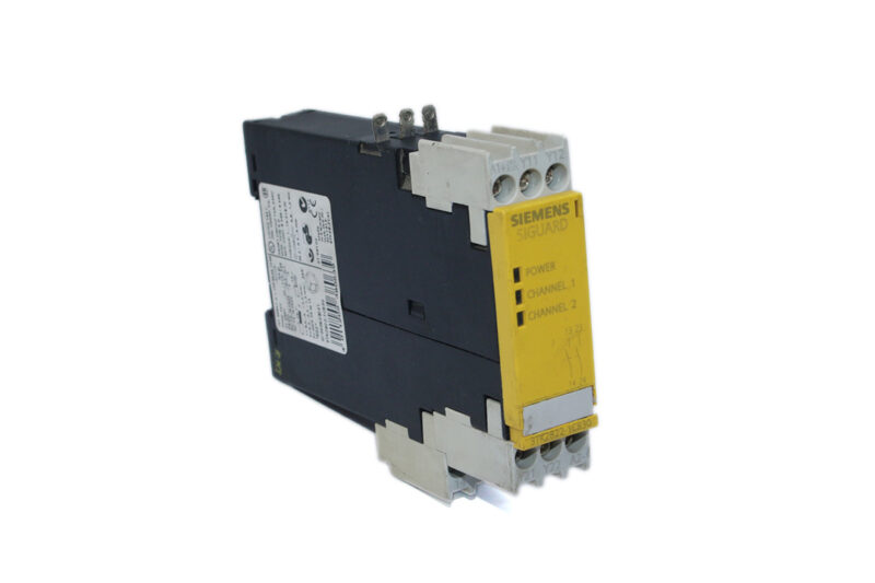 SIEMENS 3TK2822-1CB30 SAFETY RELAYS