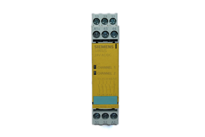 SIEMENS 3TK2830-1CB30 SAFETY RELAY