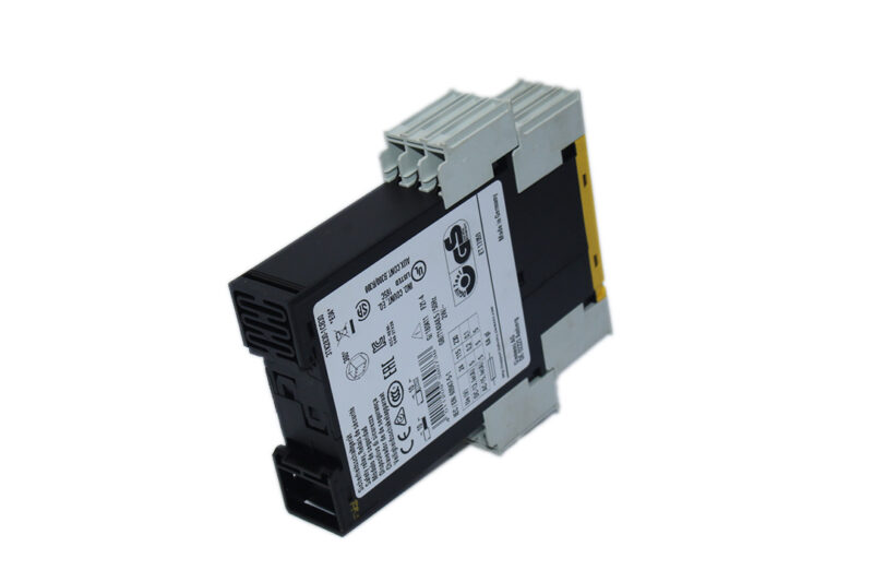 SIEMENS 3TK2830-1CB30 SAFETY RELAY