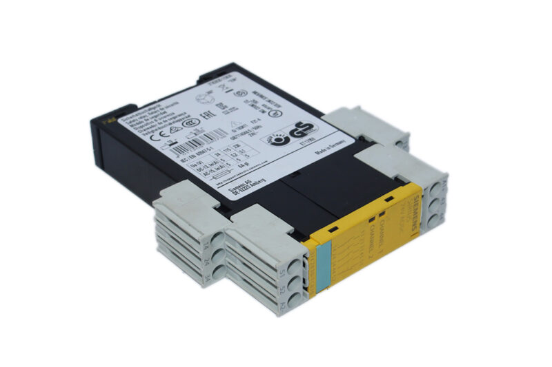 SIEMENS 3TK2830-1CB30 SAFETY RELAY