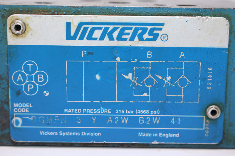 VICKERS DGMFN 3 Y A2W B2W 41 FLOW CONTROL VALVE