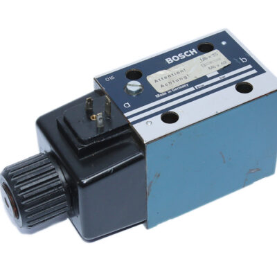 BOSCH 0 810 001 758 DIRECTIONAL CONTROL VALVE 081WV10P1V1011WS220/50-230/60D0