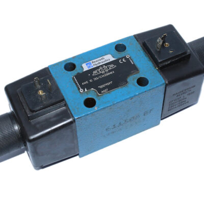 REXROTH R900579591 DIRECTIONAL CONTROL VALVE 4WE10J33/CW230NK4