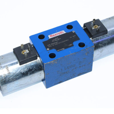 REXROTH R900591664 DIRECTIONAL CONTROL VALVE 4WE10D33/OFCG24N9K4