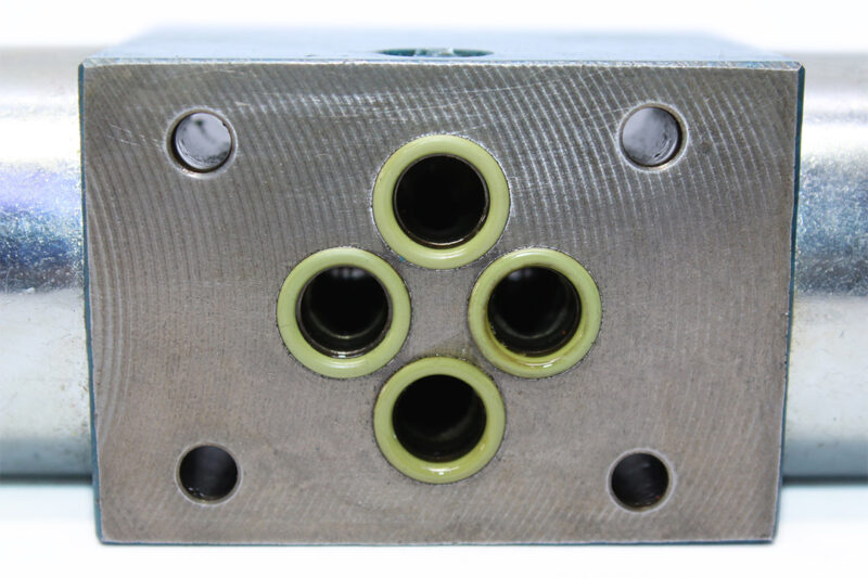 BOSCH 0 810 091 212 DIRECTIONAL CONTROL VALVE 081WV06P1V1004WS024/00D0 - Image 5