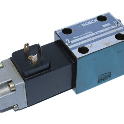 BOSCH 0 810 090 106 DIRECTIONAL CONTROL VALVE 081WV06P1N112WS024/00A0