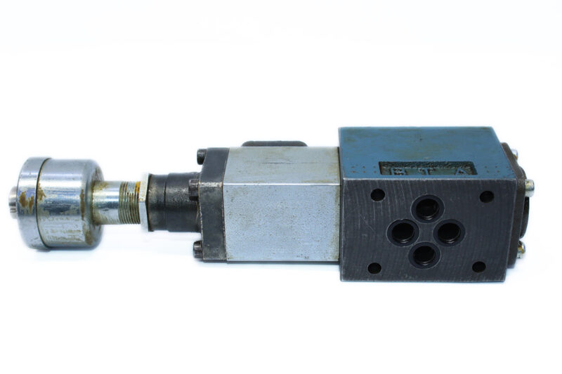 BOSCH 0 810 091 342 DIRECTIONAL CONTROL VALVE 081WV06P1N1910WS024/00SD0 - Image 8