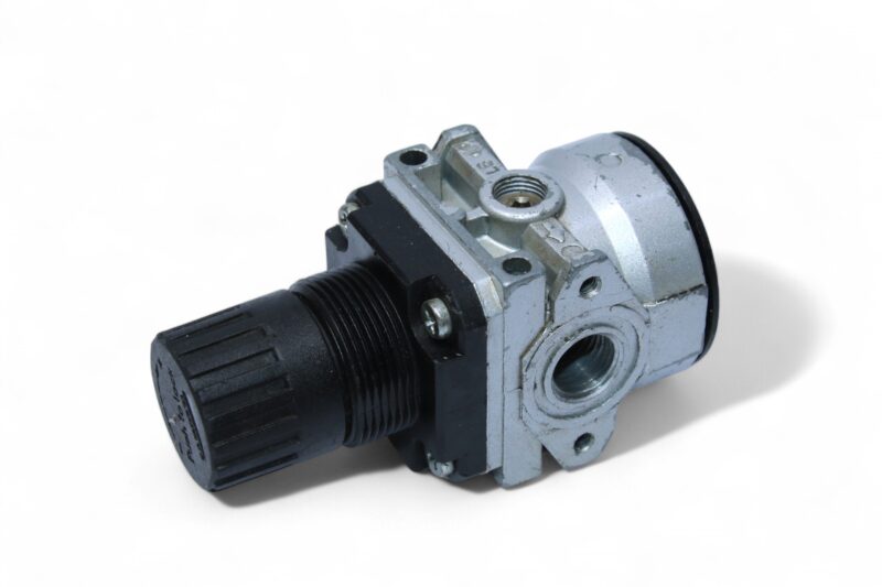 CAMOZZI C1104-R00 PRESSURE REGULATOR - Image 4