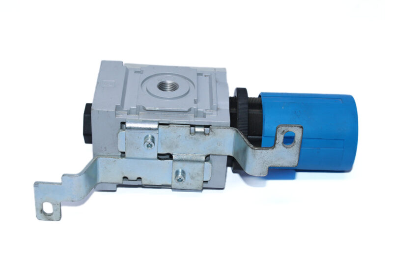 FESTO MS6-LR-1/4-D6-RG-WB PRECISION PRESSURE REGULATOR 527663 - Image 5