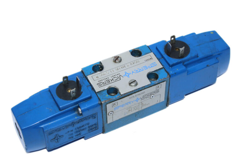 VICKERS DG4V 3 2N UB 11 S300 DIRECTIONAL CONTROL VALVE